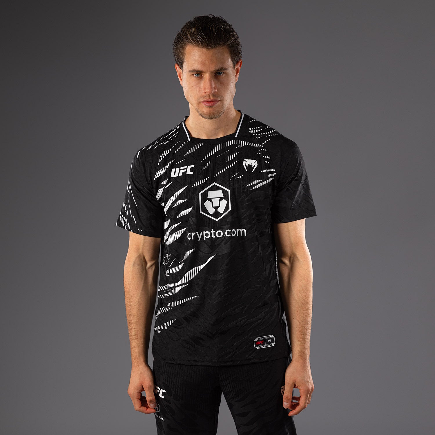 UFC Fusion by Venum Authentic Fight Night Exit T-shirt voor Heren