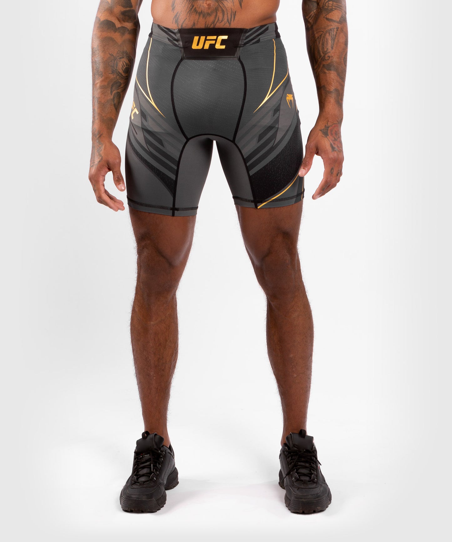 UFC Venum Authentic Fight Night Vale Tudo Herenshort - Long Fit - Champion