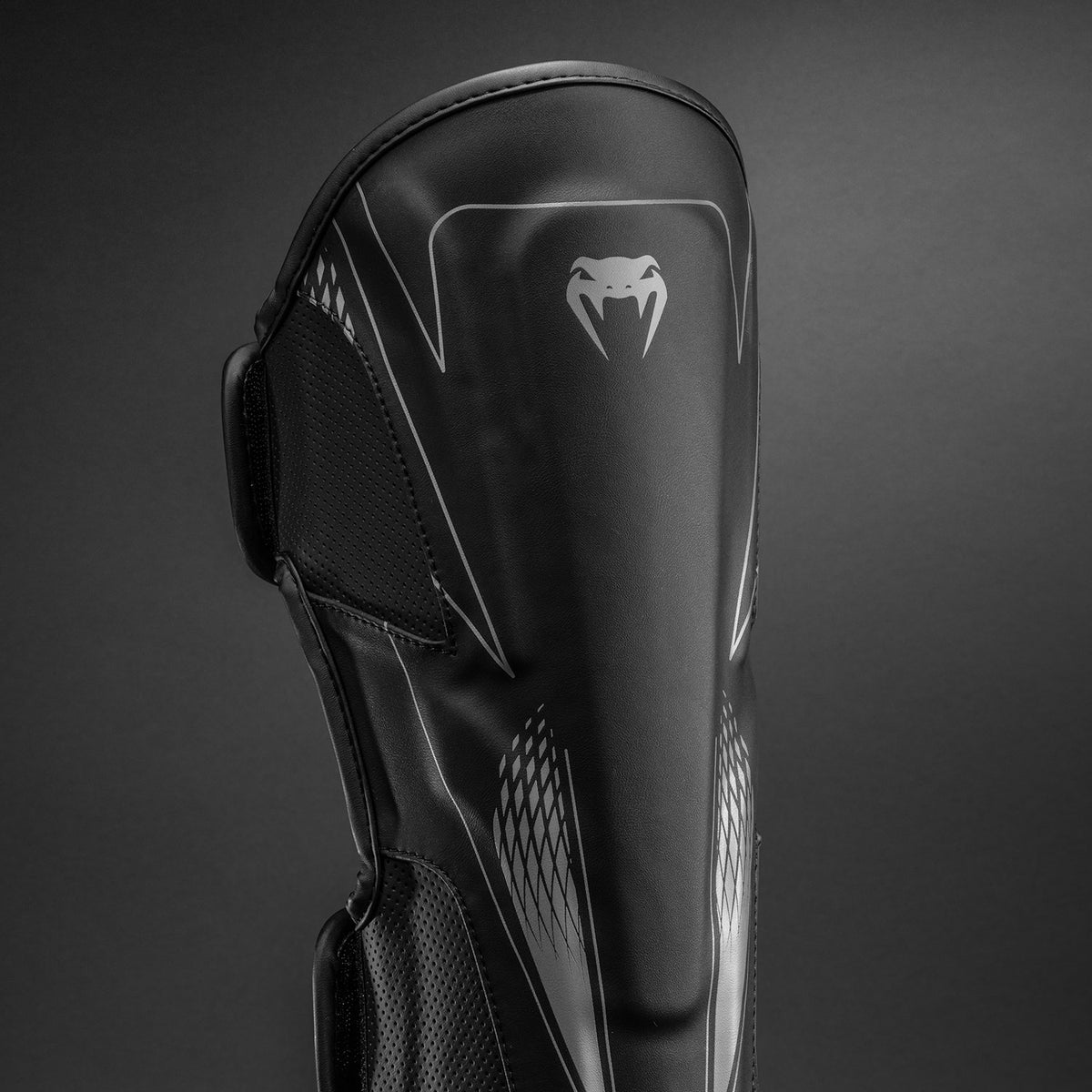 Venum Amazonia Reborn Scheenbeschermers - Zwart/Grijs