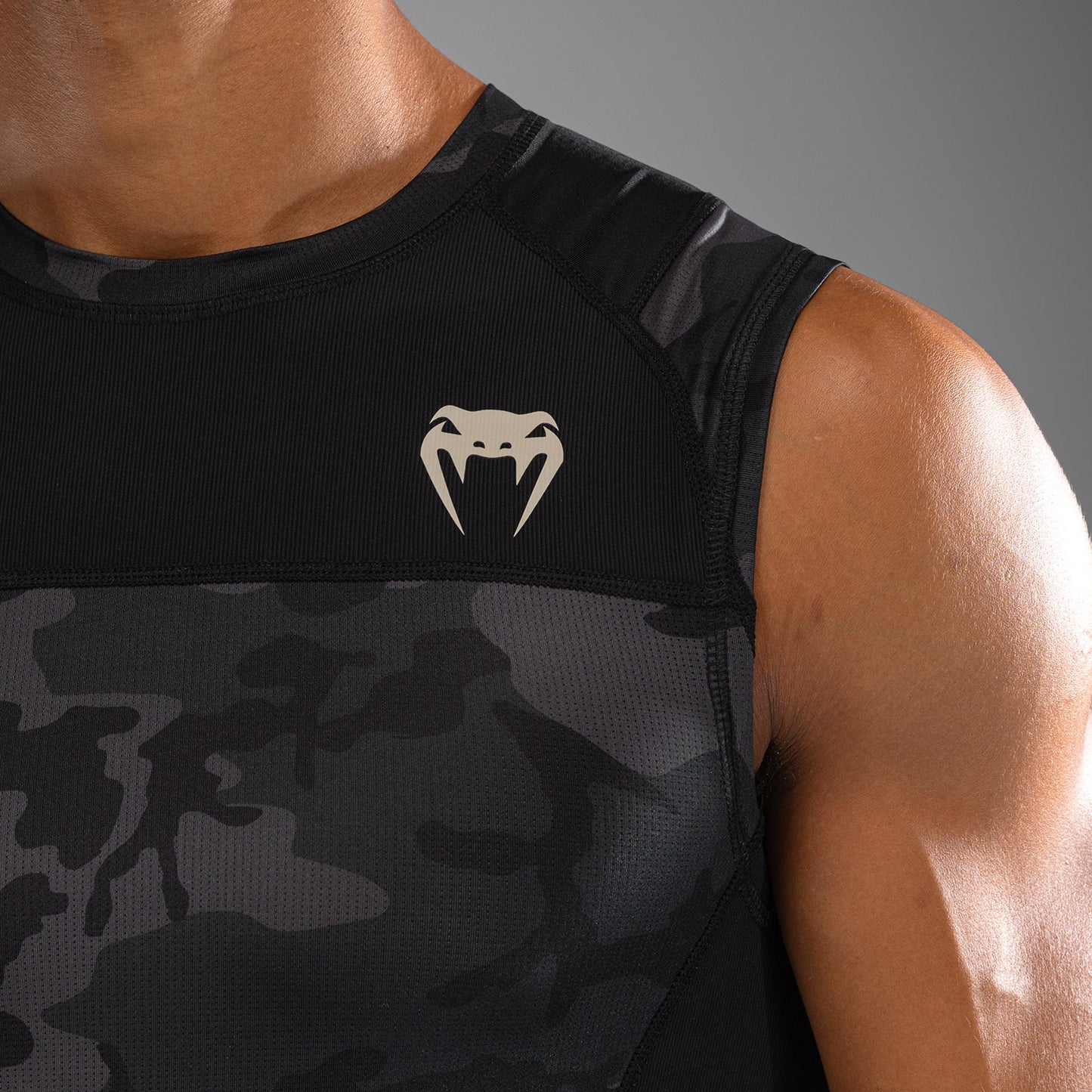 Venum G-Fit Air Mouwloze Rashguard Heren - Urbaan Camo