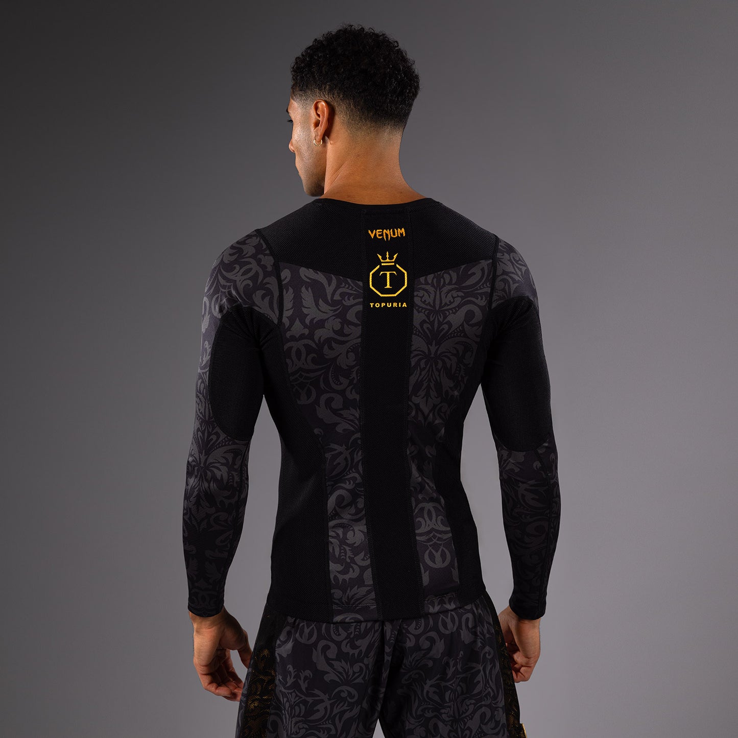 Venum x Topuria Unmatched Edition Langarm Rashguard - Zwart/Goud