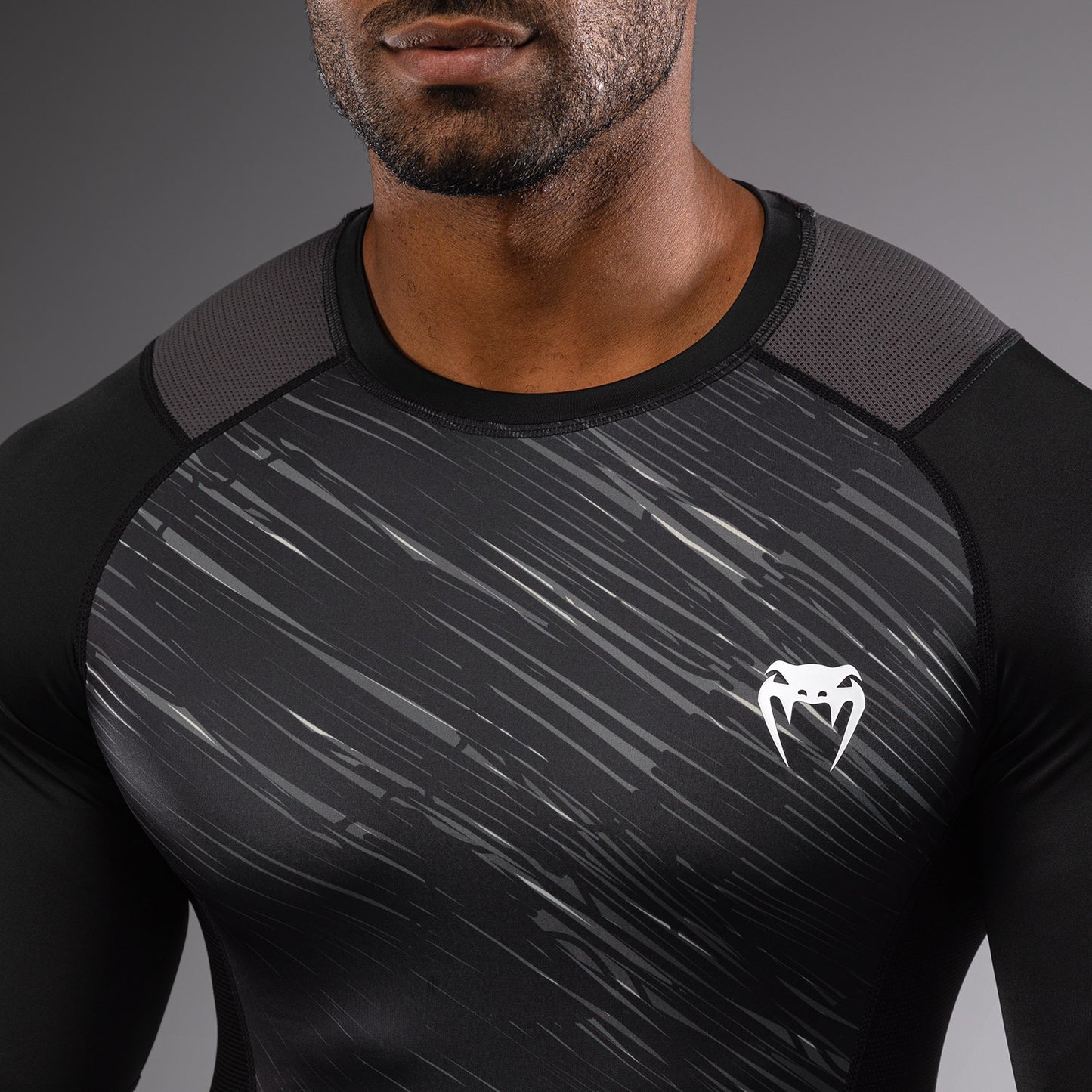 Venum Rapid Lange Mouwen Rashguard - Zwart/Stormgrijs