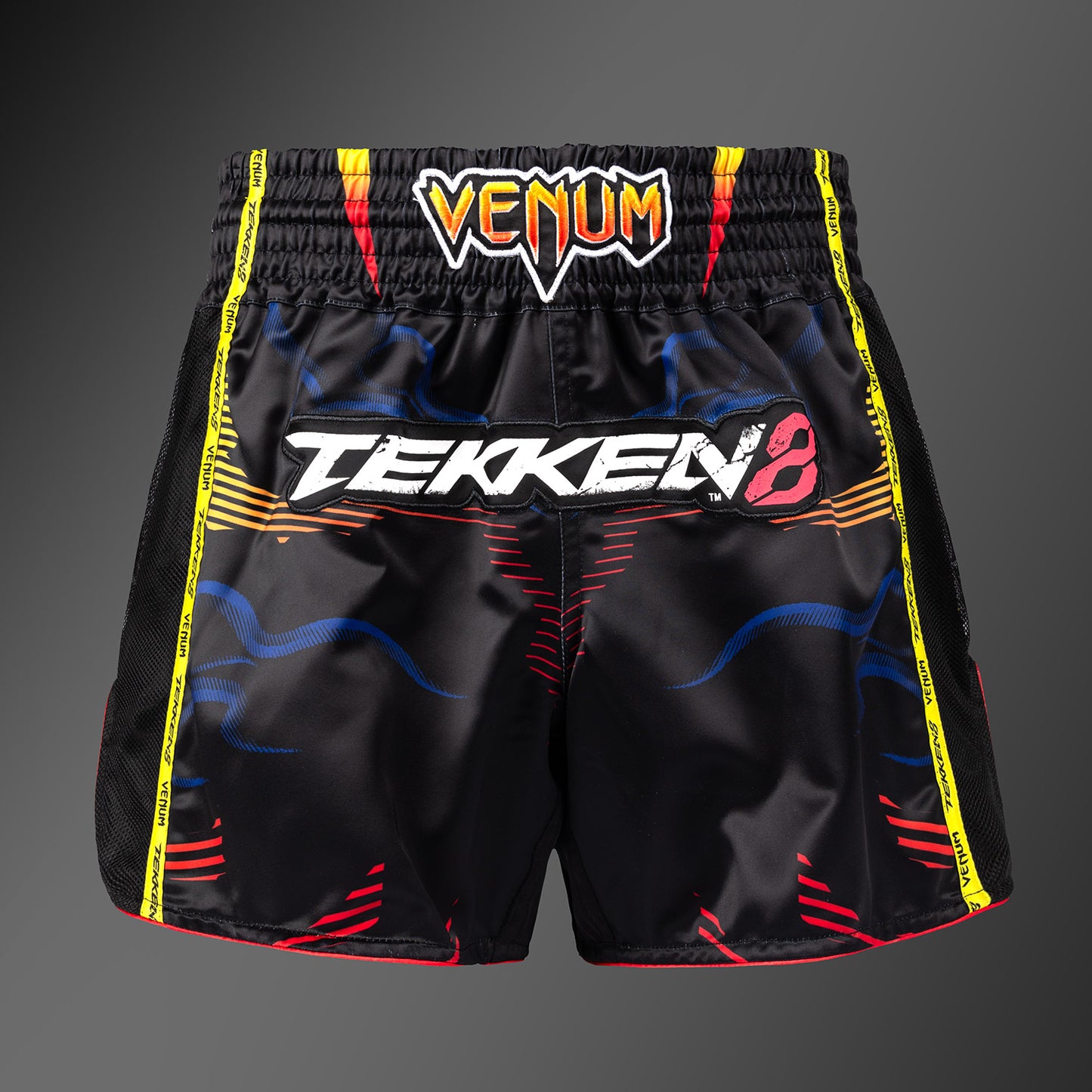 Venum x TEKKEN 8 Muay Thai Shorts - Yoshimitsu - Zwart/Oranje