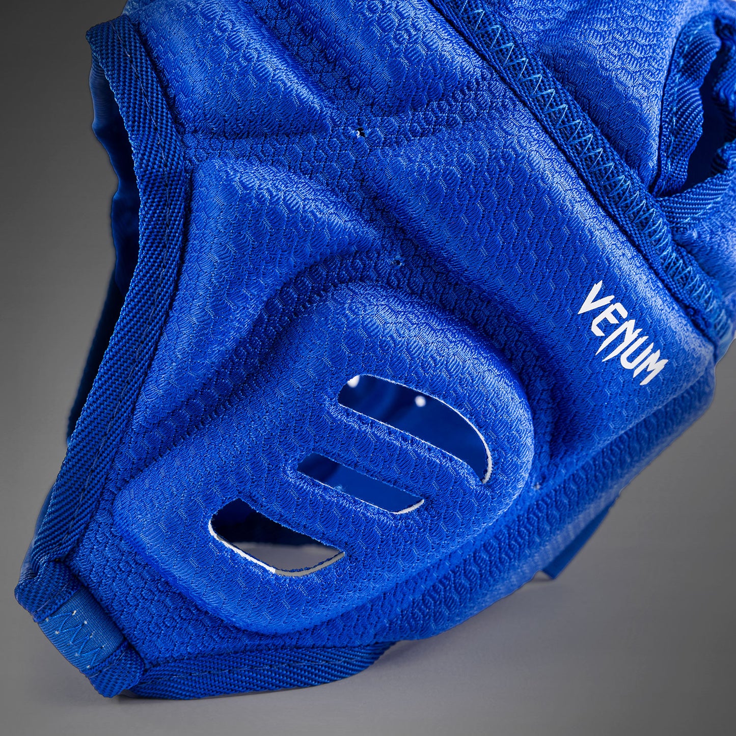 Venum Elite Protect Softshell Helm – Koningsblauw/Wit