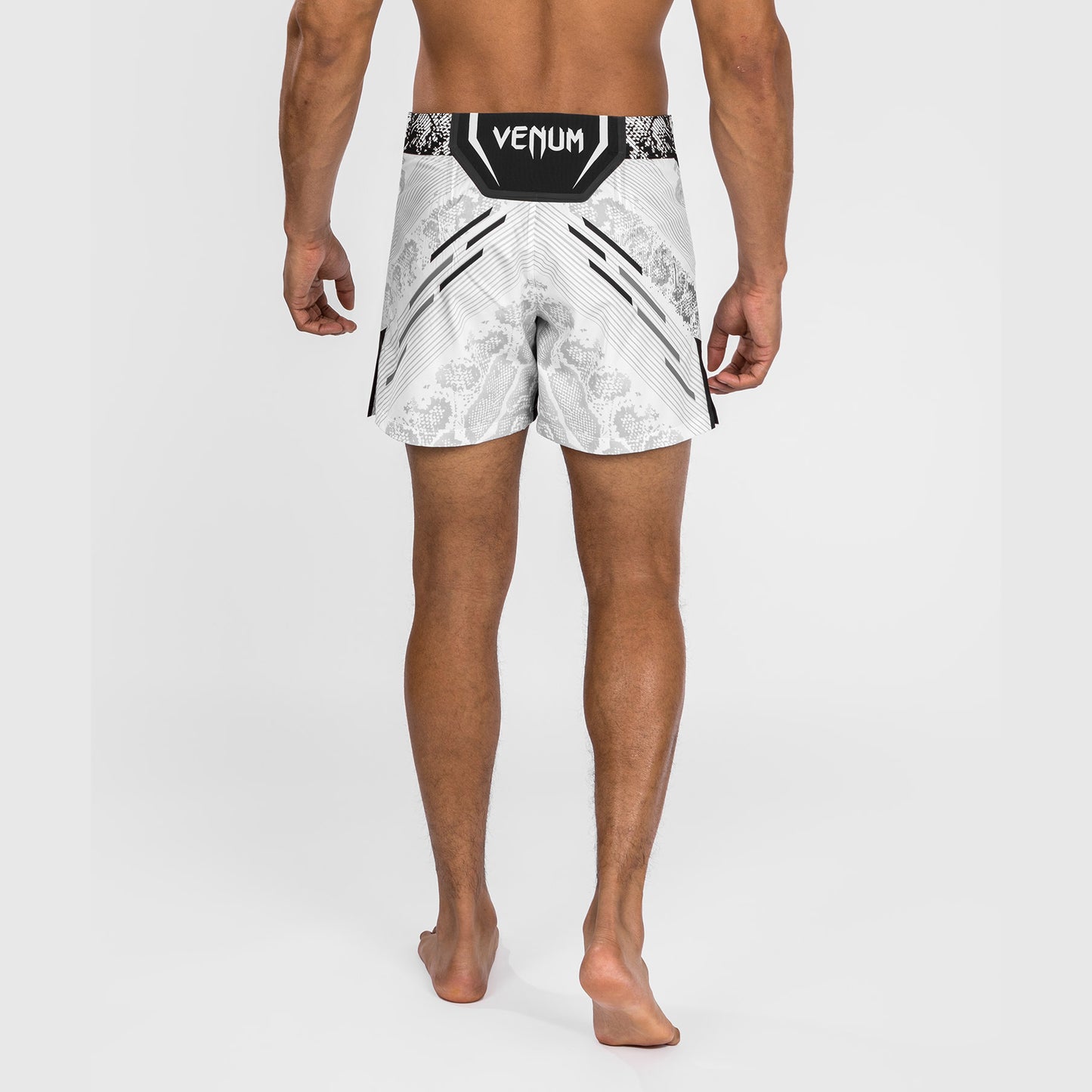 UFC Adrenaline by Venum Gepersonaliseerde Authentic Fight Night Heren Kort - Korte Pasvorm - Wit