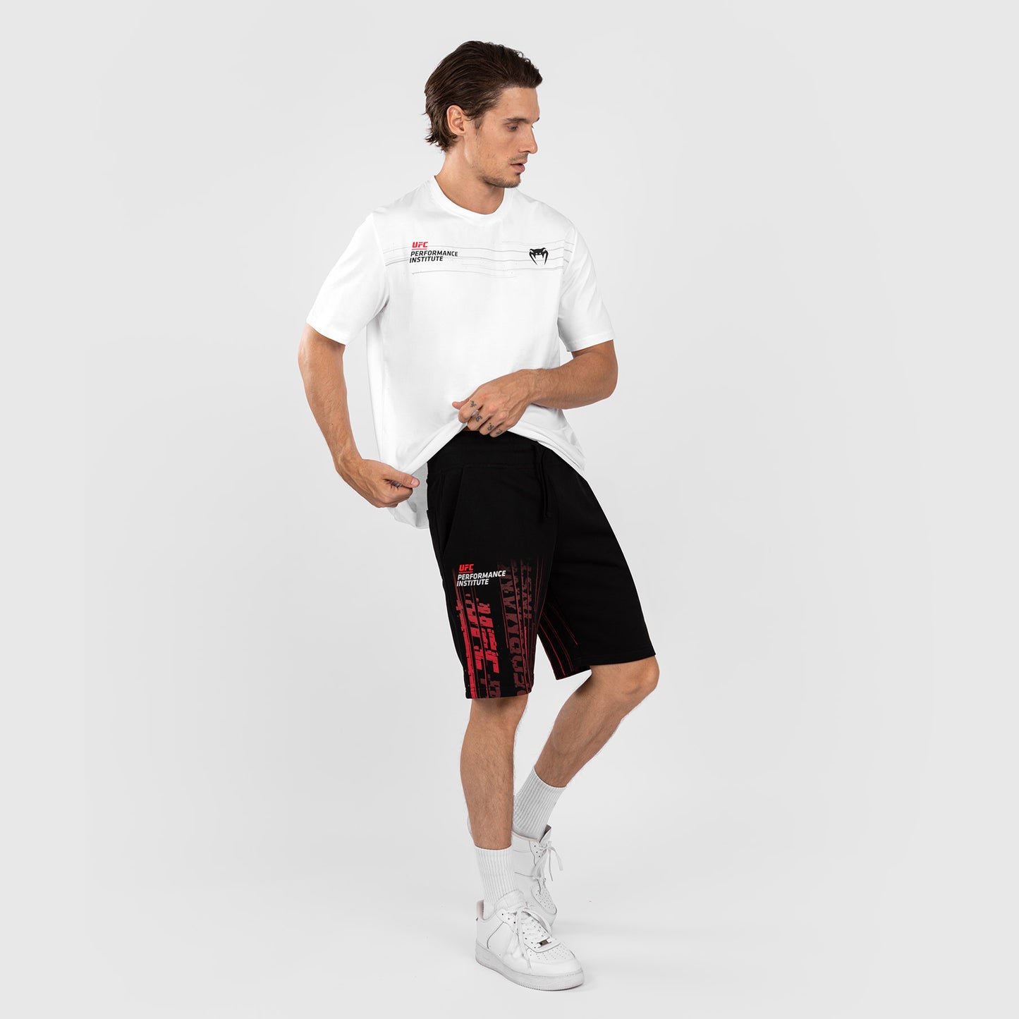 UFC Venum Performance Institute 2.0 Katoenen Short voor Heren - Zwart/Rood