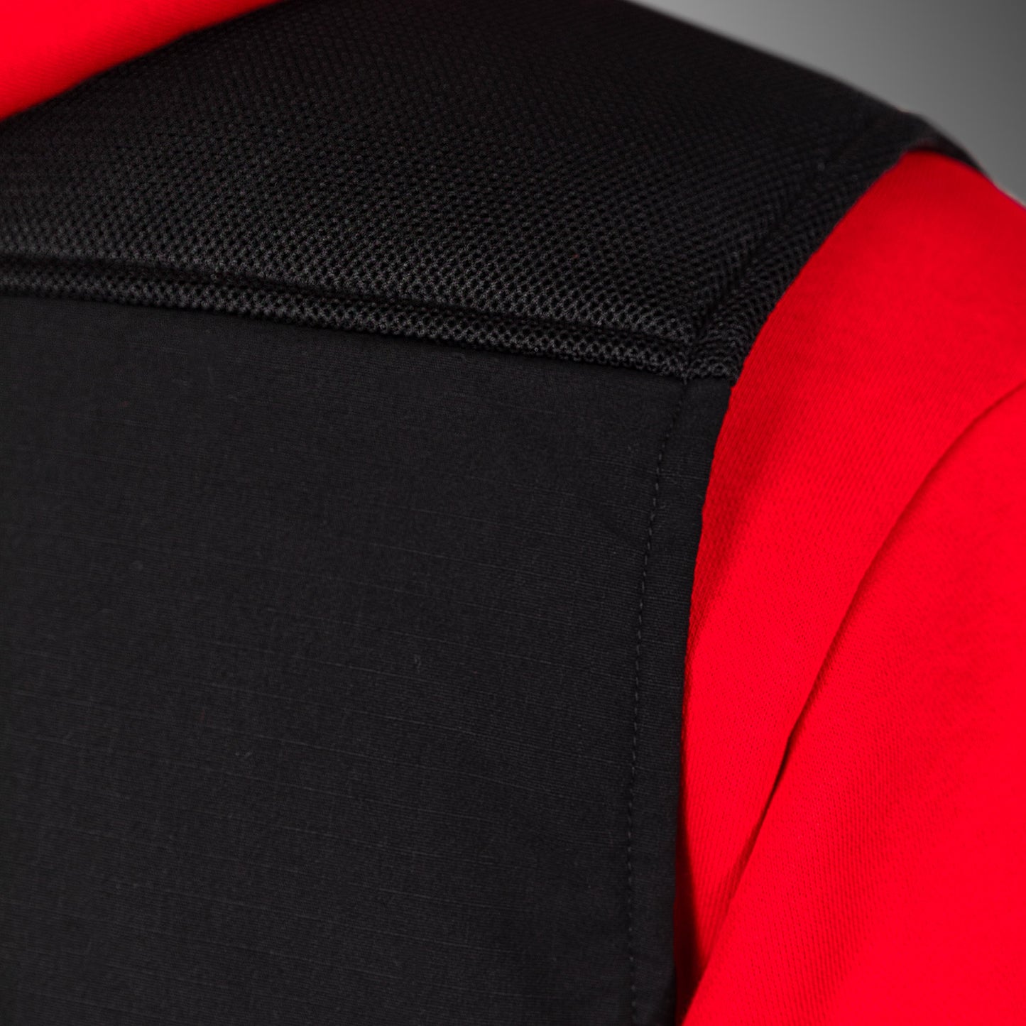 Venum Altitude Mouwloze donsjas – Zwart