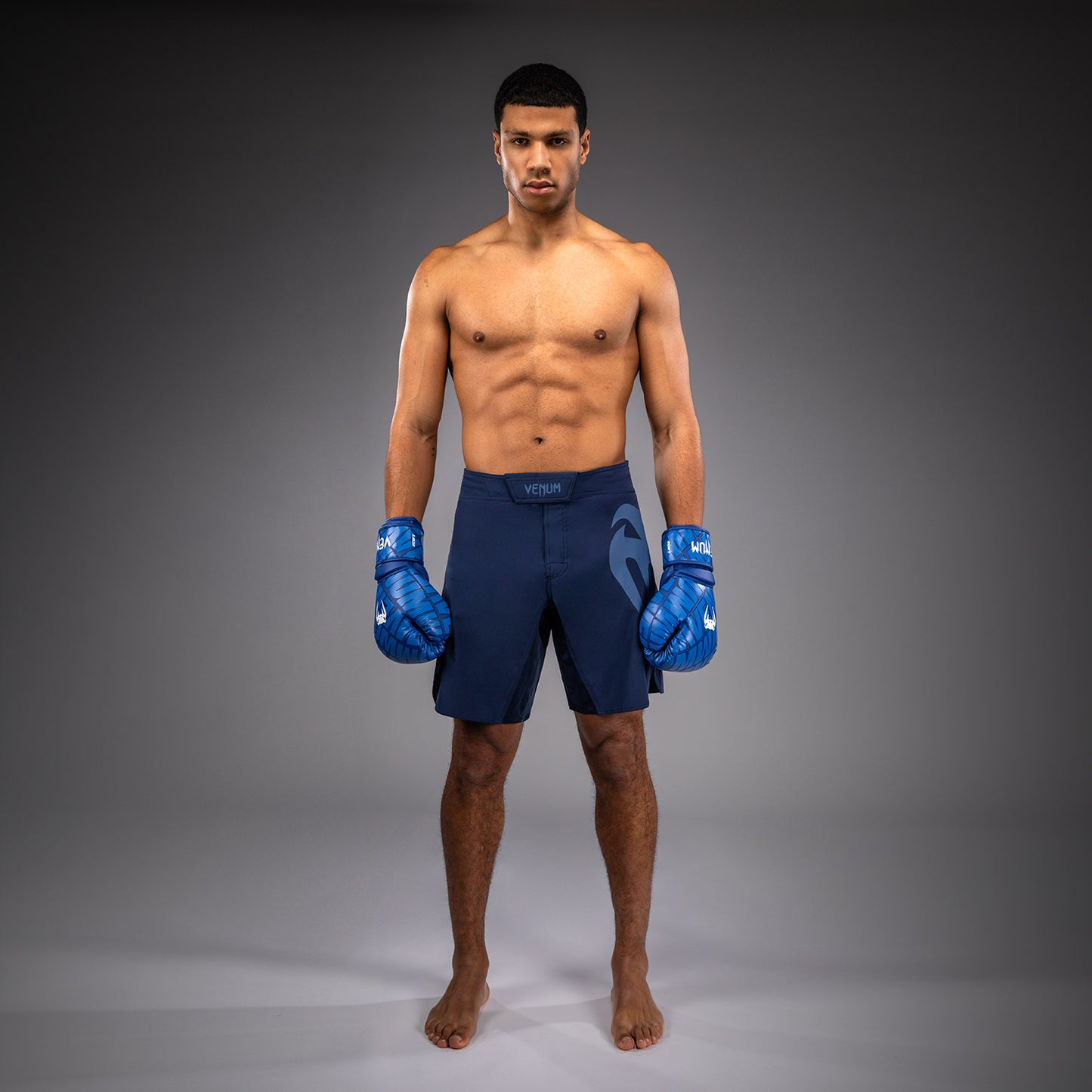 Venum Light 5.0 Fightshorts - Blauw/Hemelsblauw