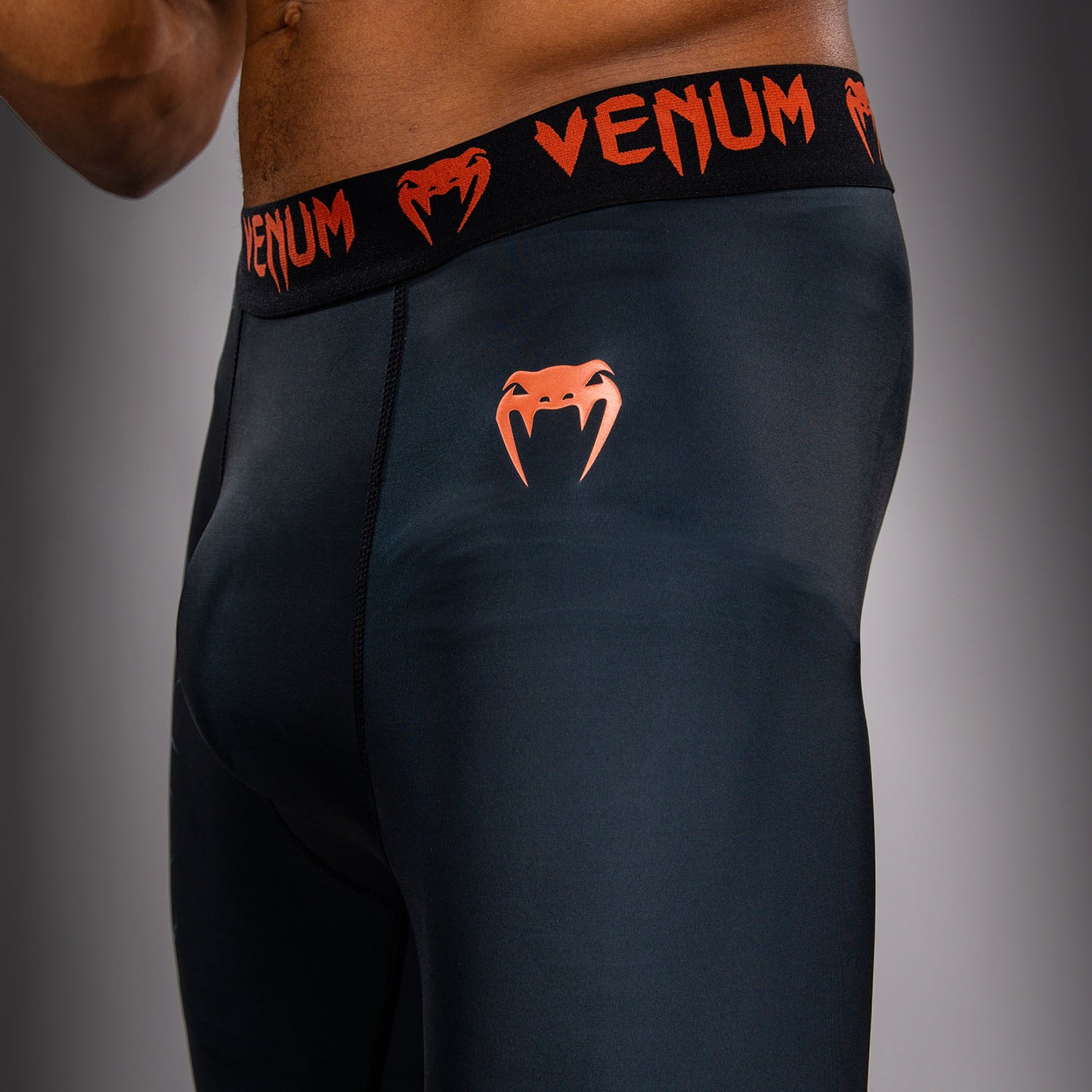 Venum Thunder Dragon Spats – Zwart/Grijs/Koper