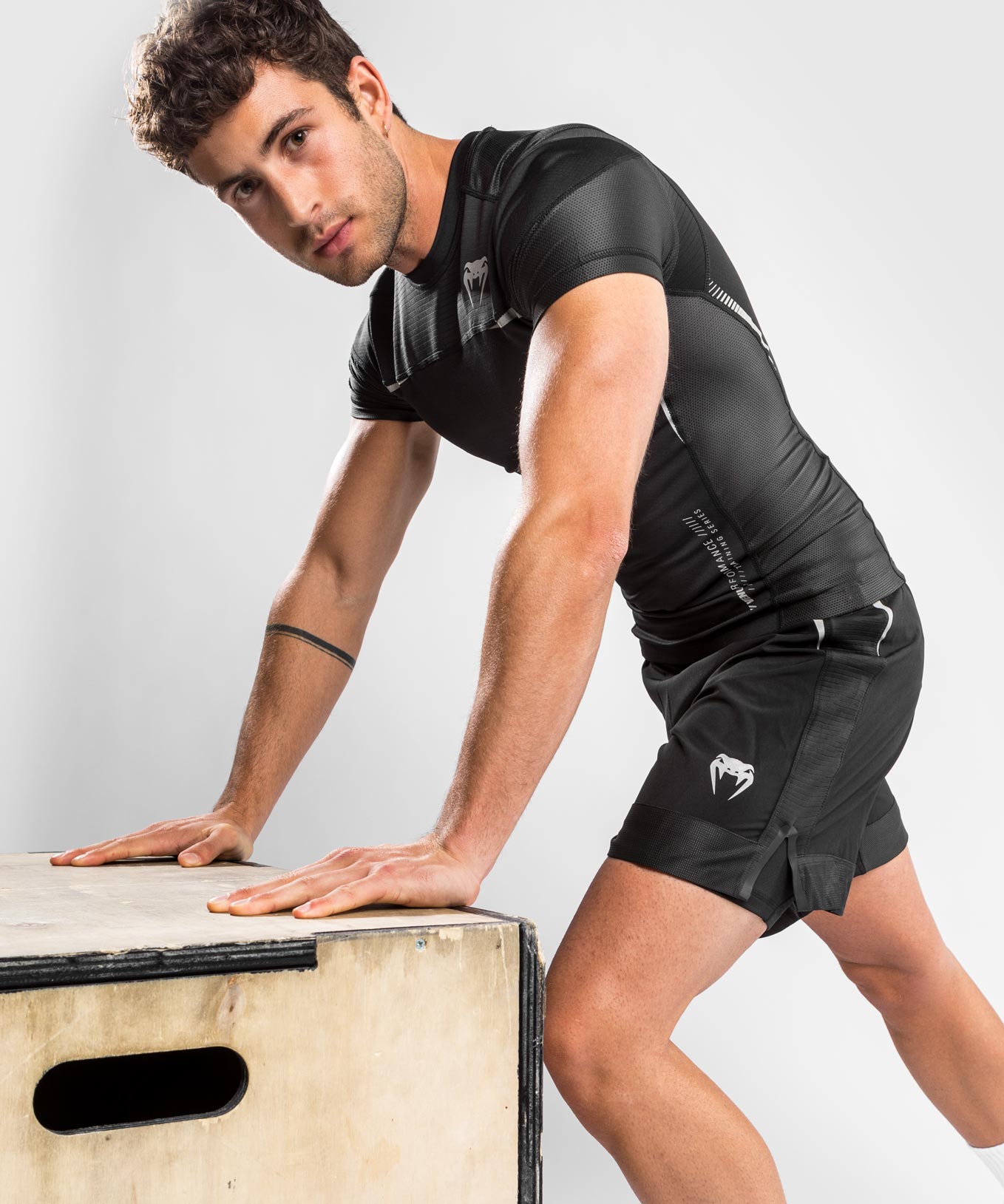 Venum Tempest 2.0 Compressieshirt (korte mouwen) - Zwart/Grijs