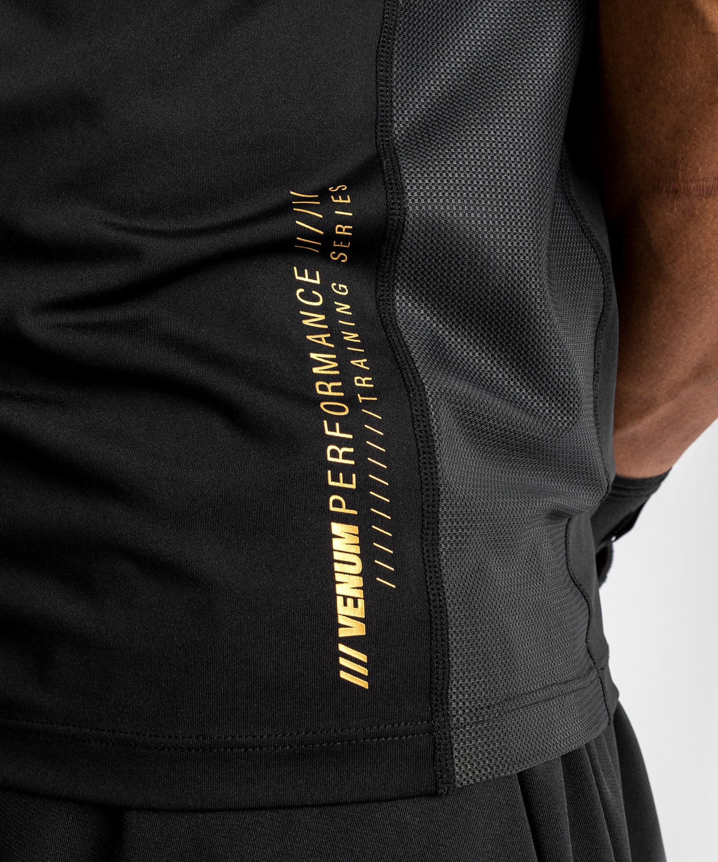 Dry Tech Venum Tempest 2.0 tanktop : Zwart / Goud