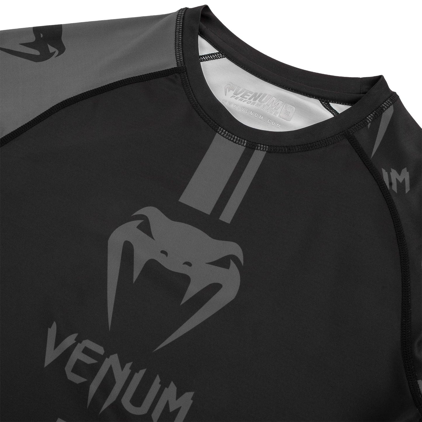 Venum Logos Rashguard - Lange mouwen - Zwart/Zwart