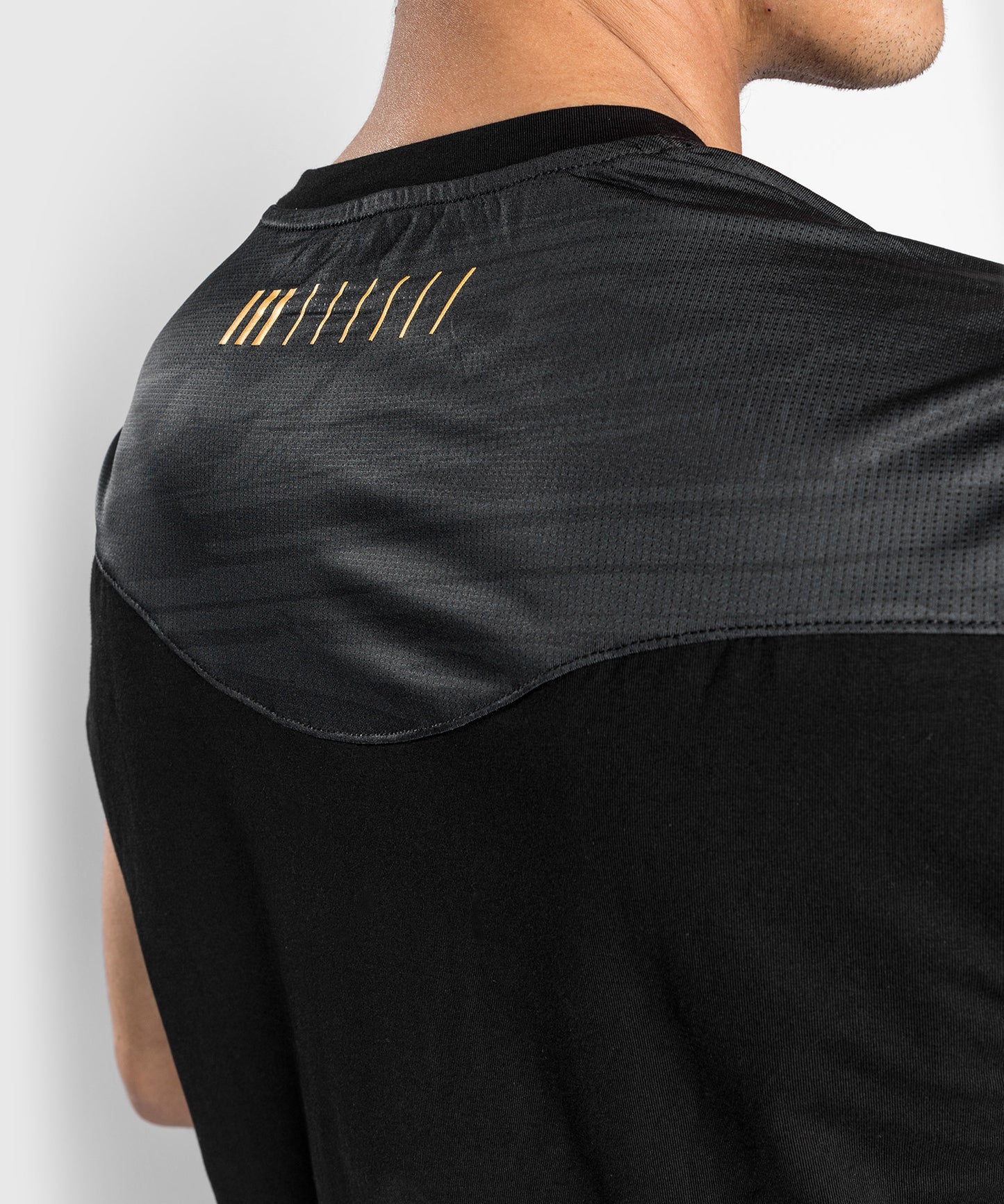 Venum Tempest 2.0 T-shirt - Zwart/Goud