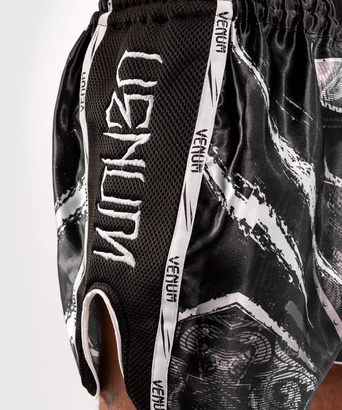 Venum GLDTR 4.0 Muay Thai-shorts