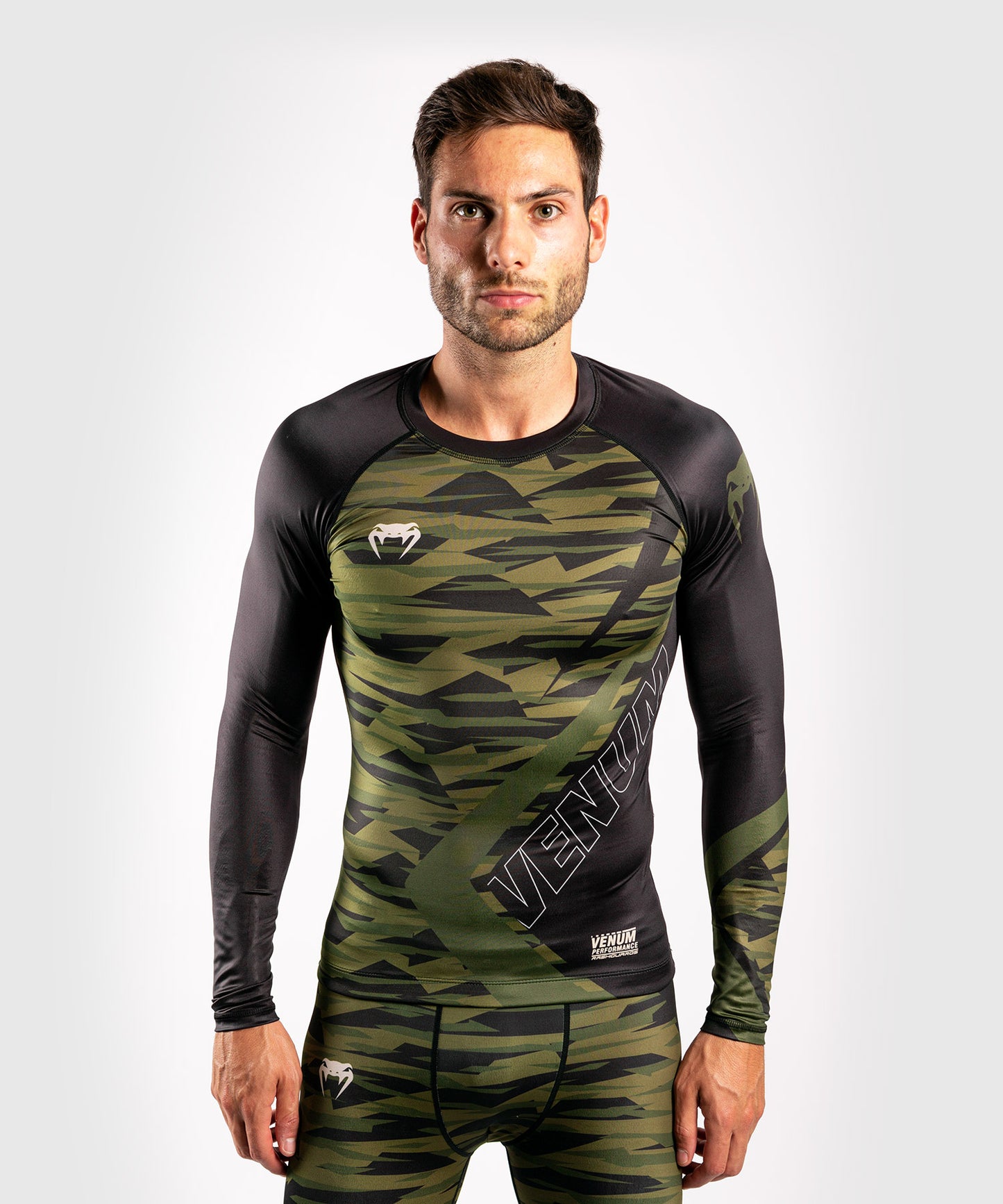 Venum Contender 5.0 Rashguard - Lange mouwen - Kakicamouflage