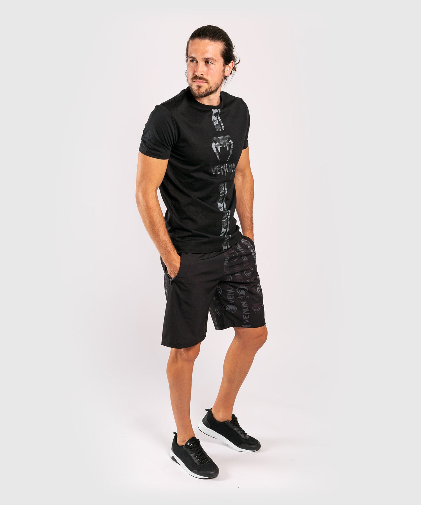 Venum Logos Training Shorts - Zwart/Urban Camouflage