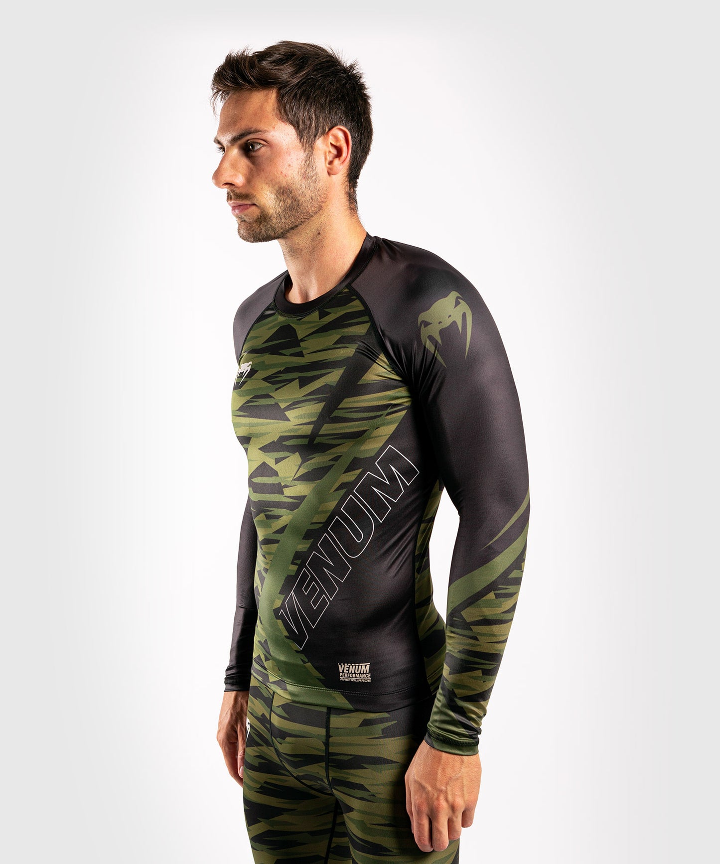 Venum Contender 5.0 Rashguard - Lange mouwen - Kakicamouflage
