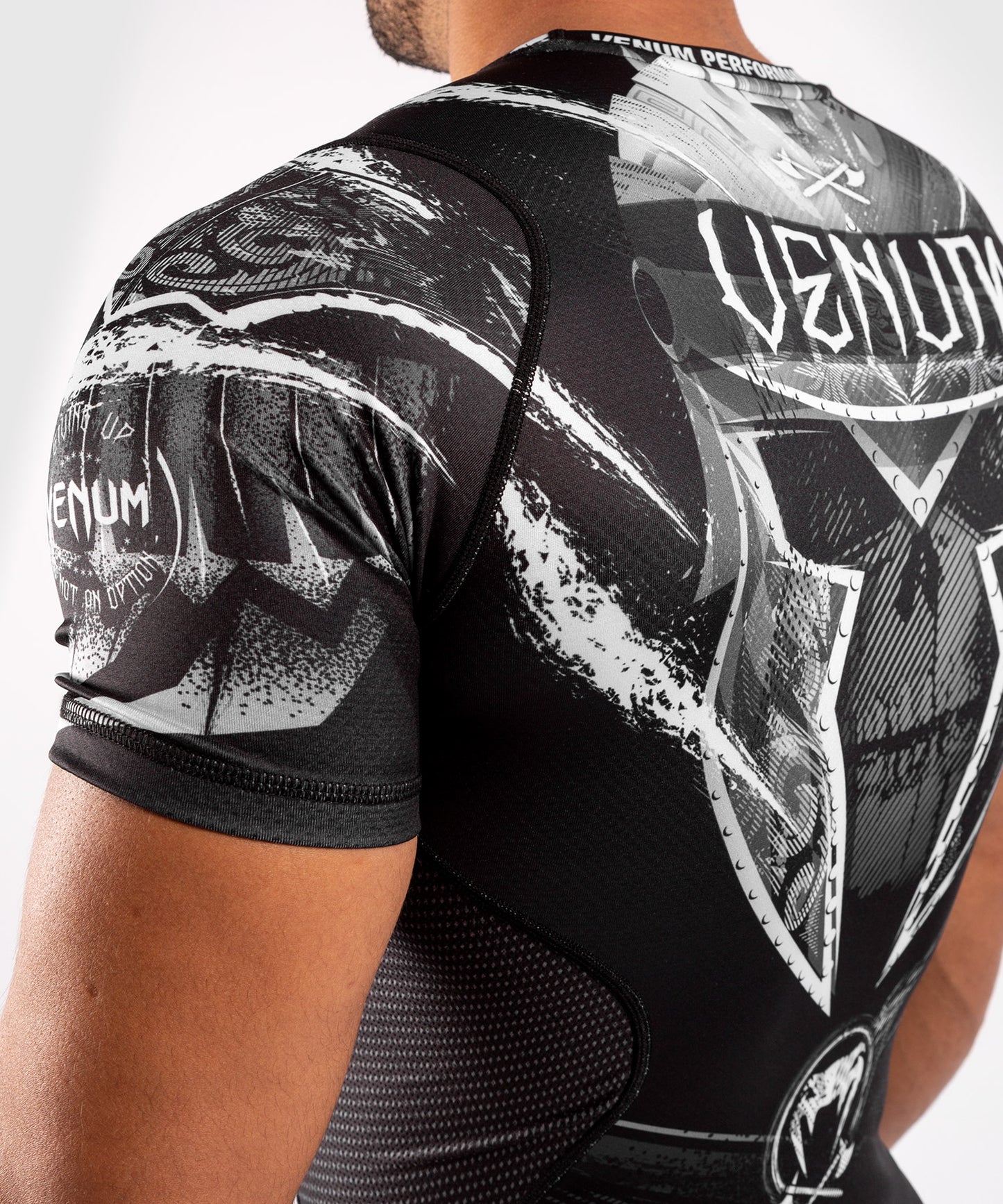 Venum GLDTR 4.0 rashguard met korte mouwen