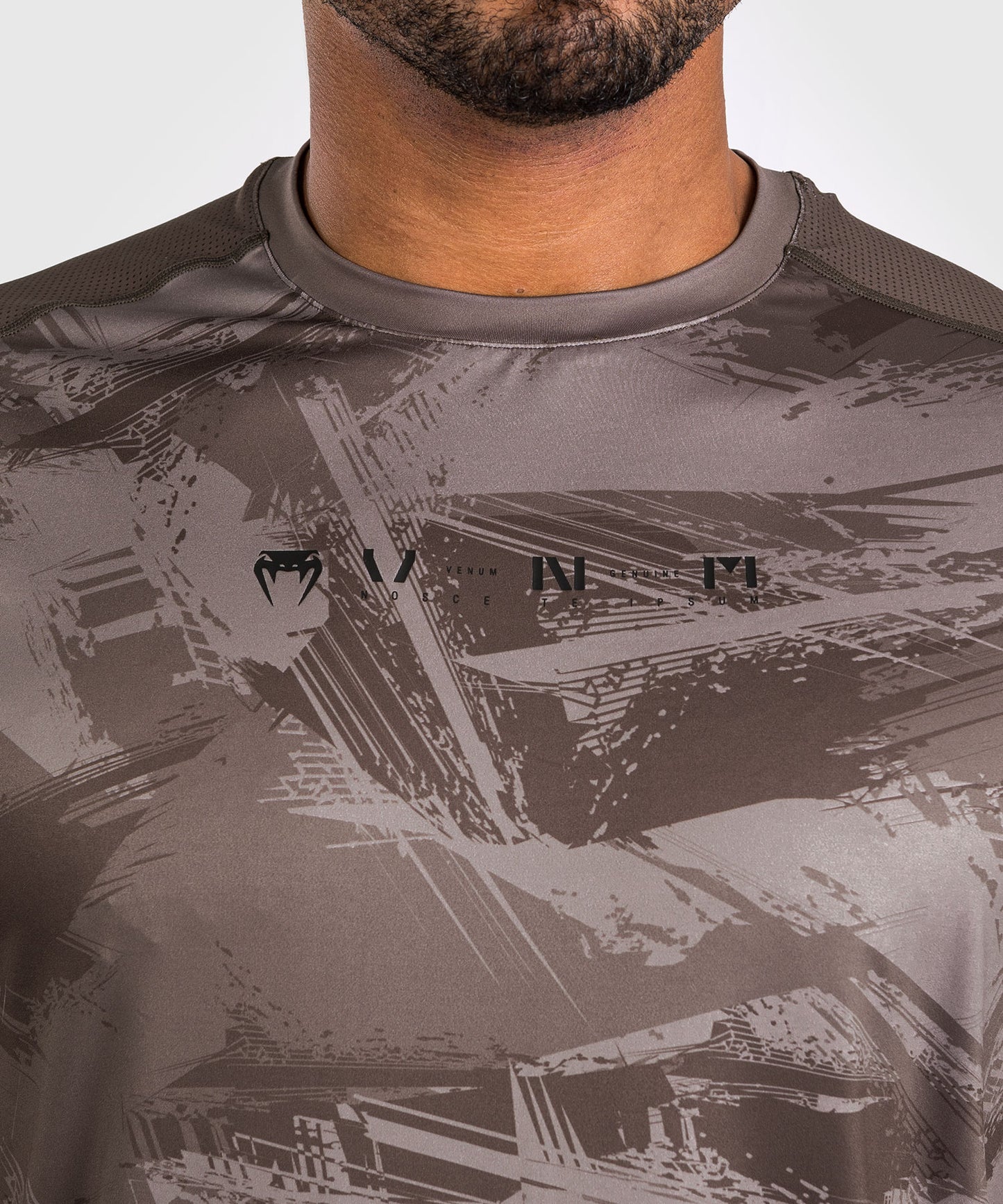 Venum Electron 3.0 Dry-Tech t-shirt - Zand