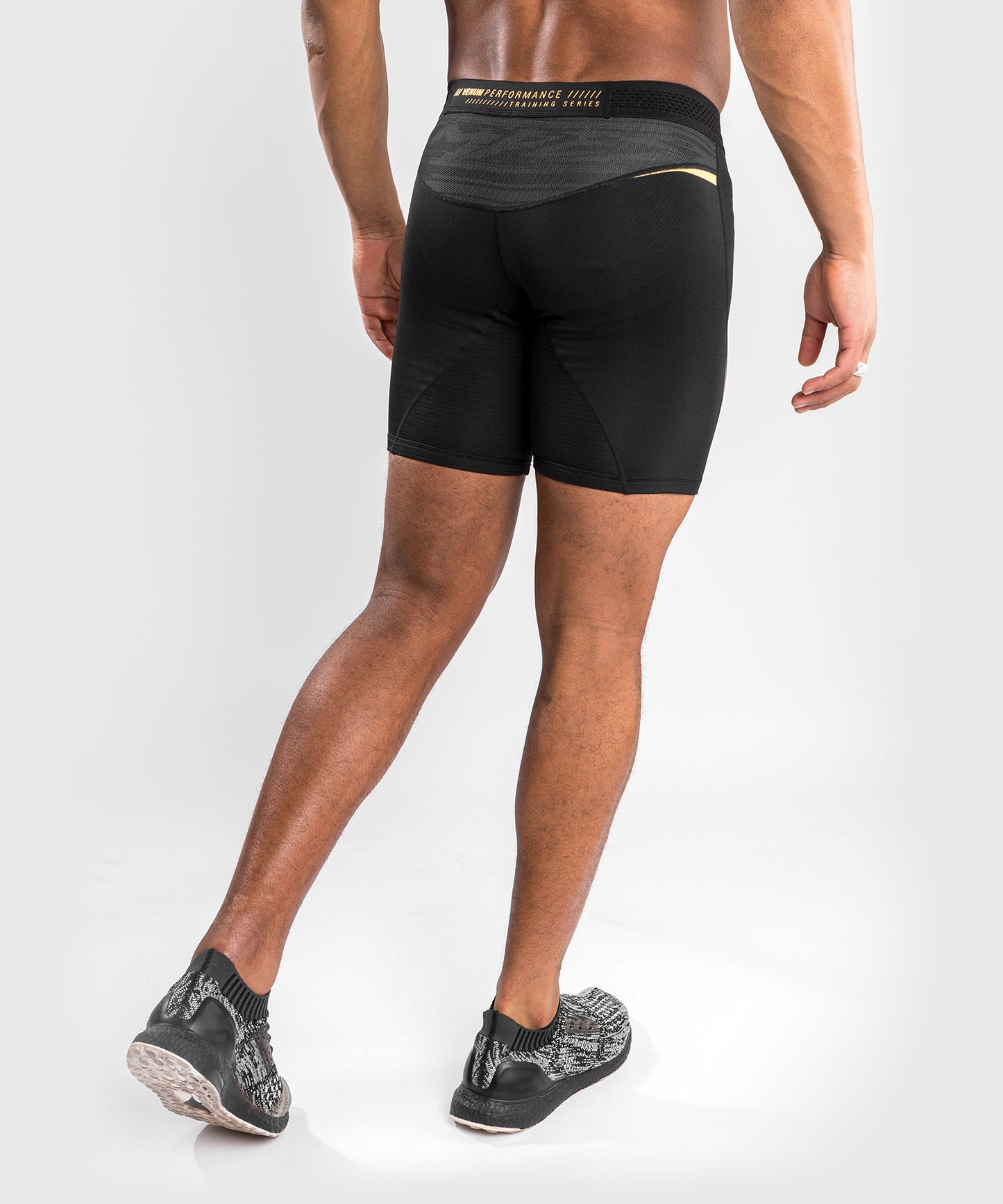 Venum Tempest 2.0 Vale Tudo Shorts - Zwart/Goud