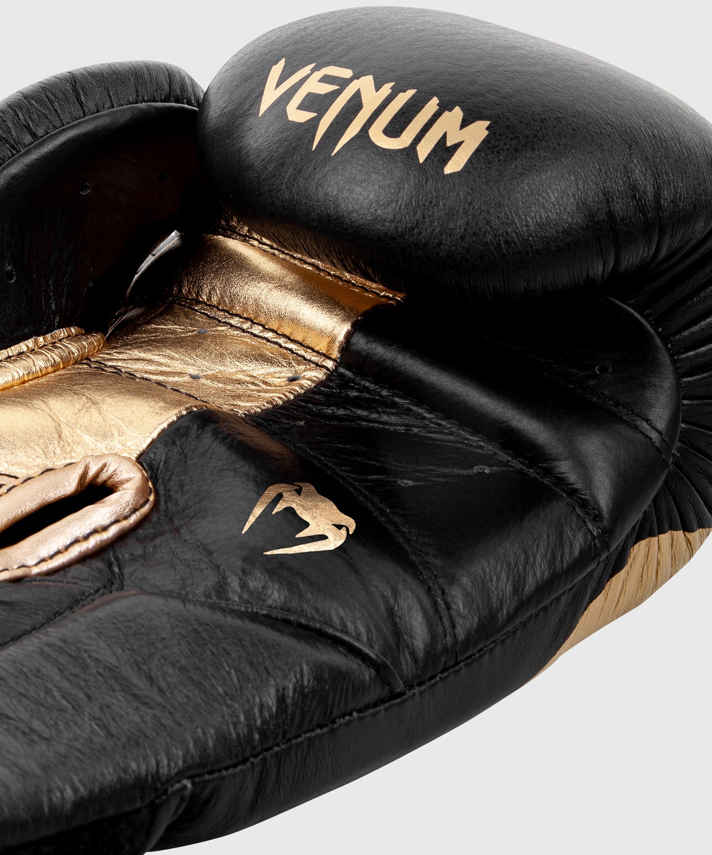 Venum Giant 2.0 Pro bokshandschoenen klittenband - Zwart/Goud