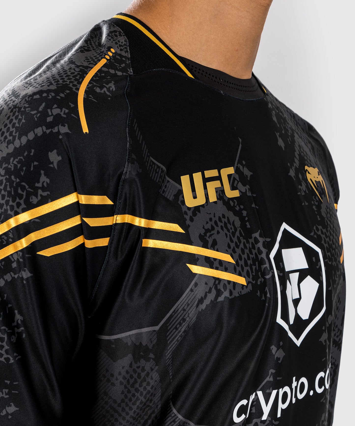UFC Adrenaline by Venum Authentic Fight Night Heren Walkout Jersey - Champion