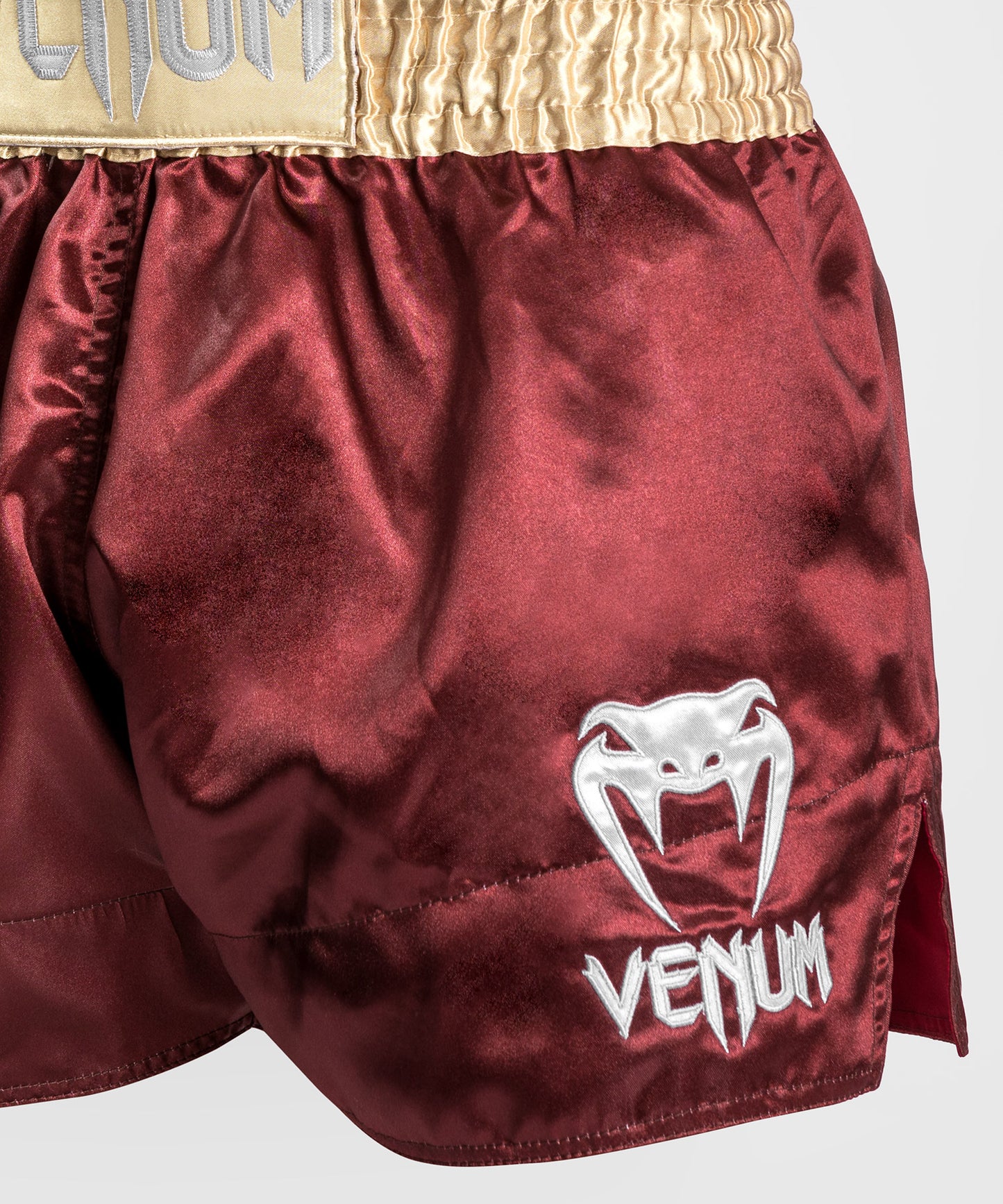 Venum Classic Muay Thai broekje - Bourgondië/Goud/Wit