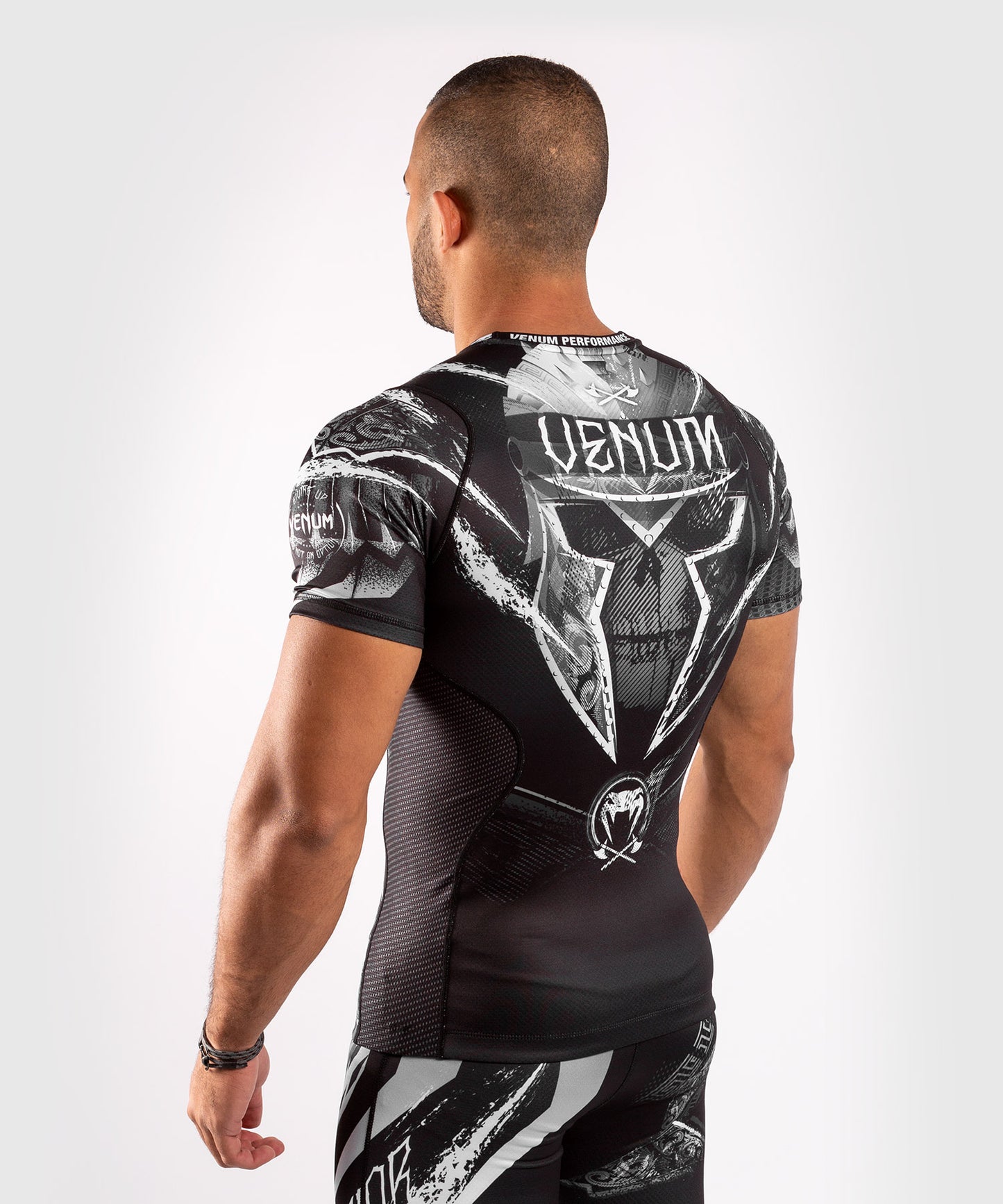 Venum GLDTR 4.0 rashguard met korte mouwen