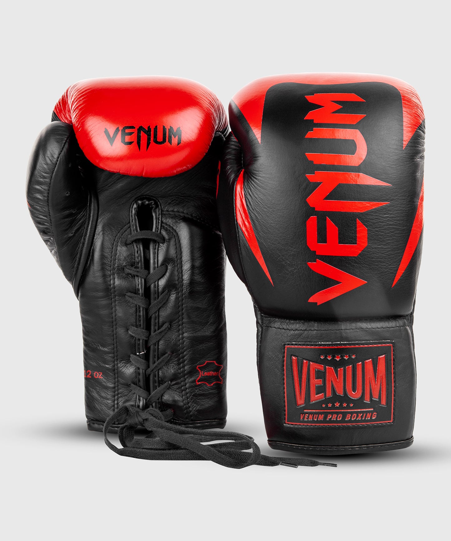 Venum Hammer Pro bokshandschoenen - met veters - Zwart/Rood