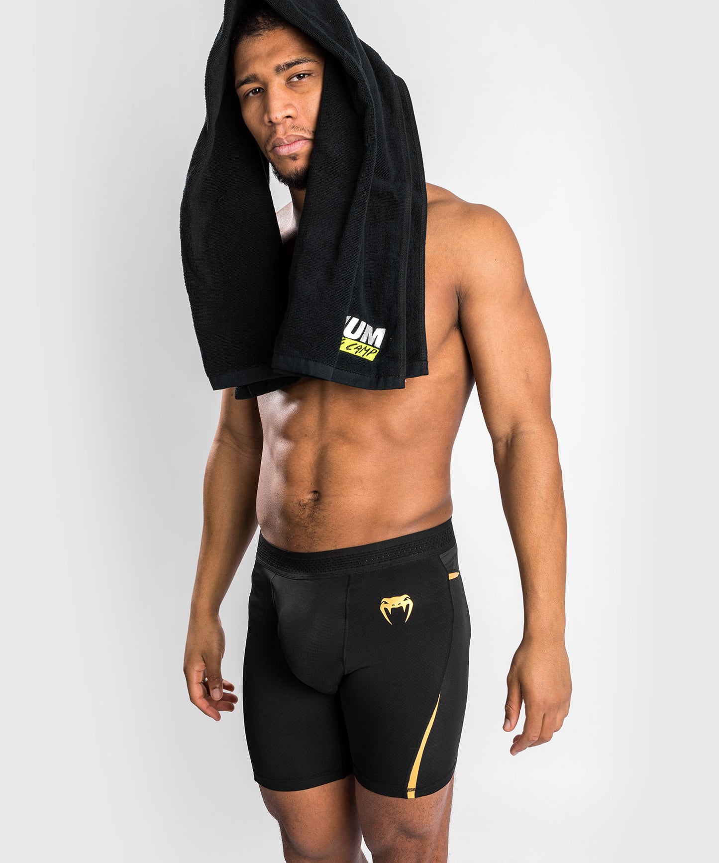 Venum Tempest 2.0 Vale Tudo Shorts - Zwart/Goud