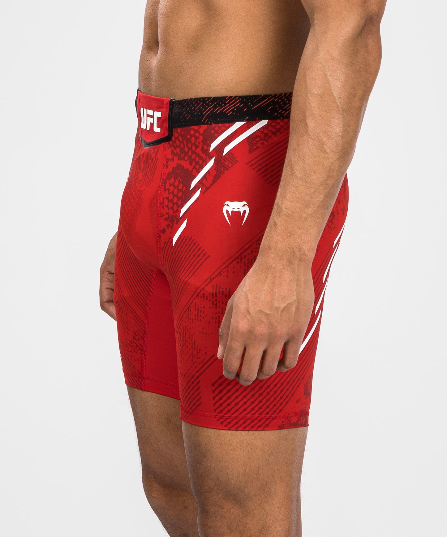 UFC Adrenaline by Venum Authentic Fight Night Heren Vale Tudo Short - Rood