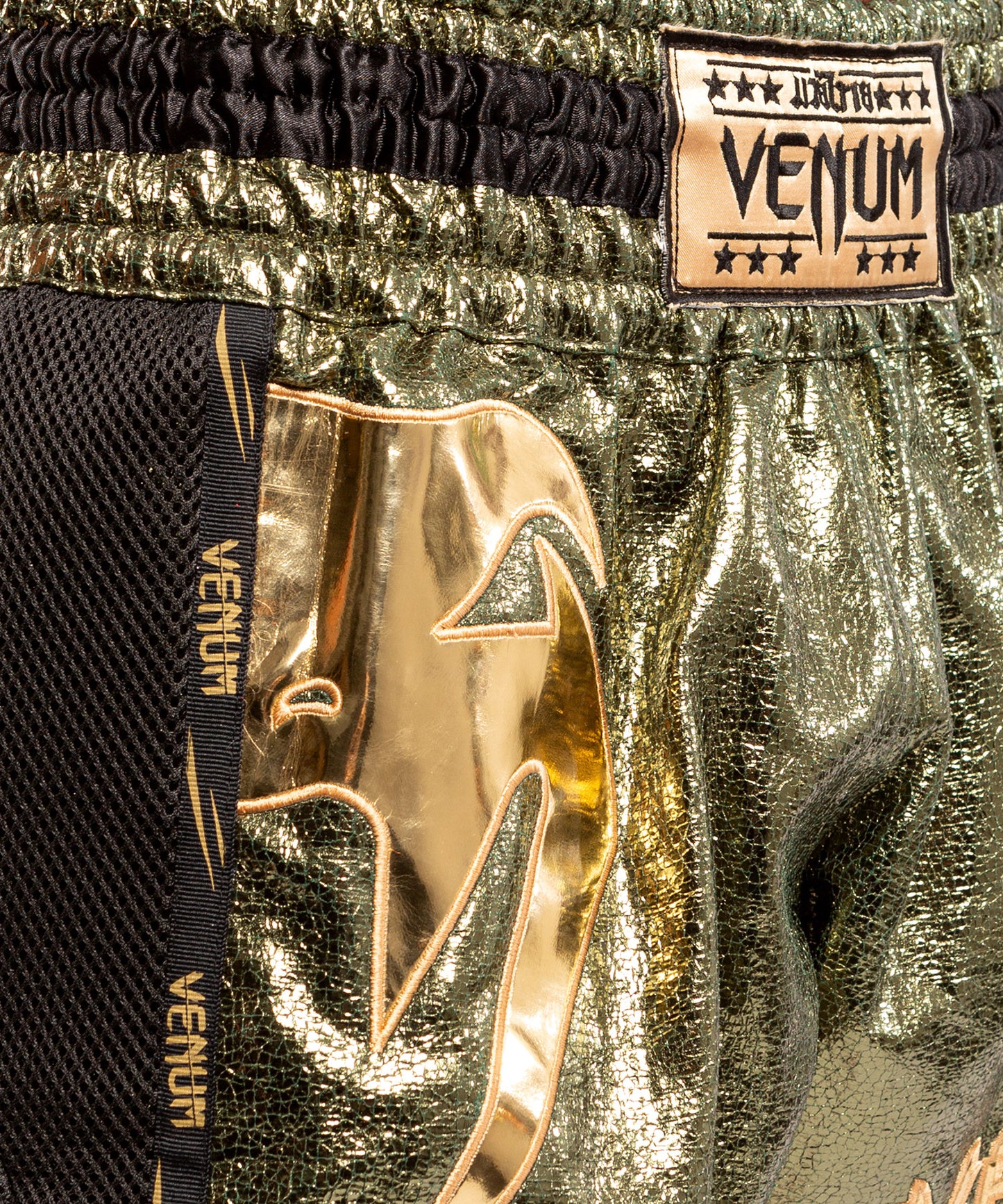 Venum Giant Foil Muay Thai Shorts - Khai/Goud