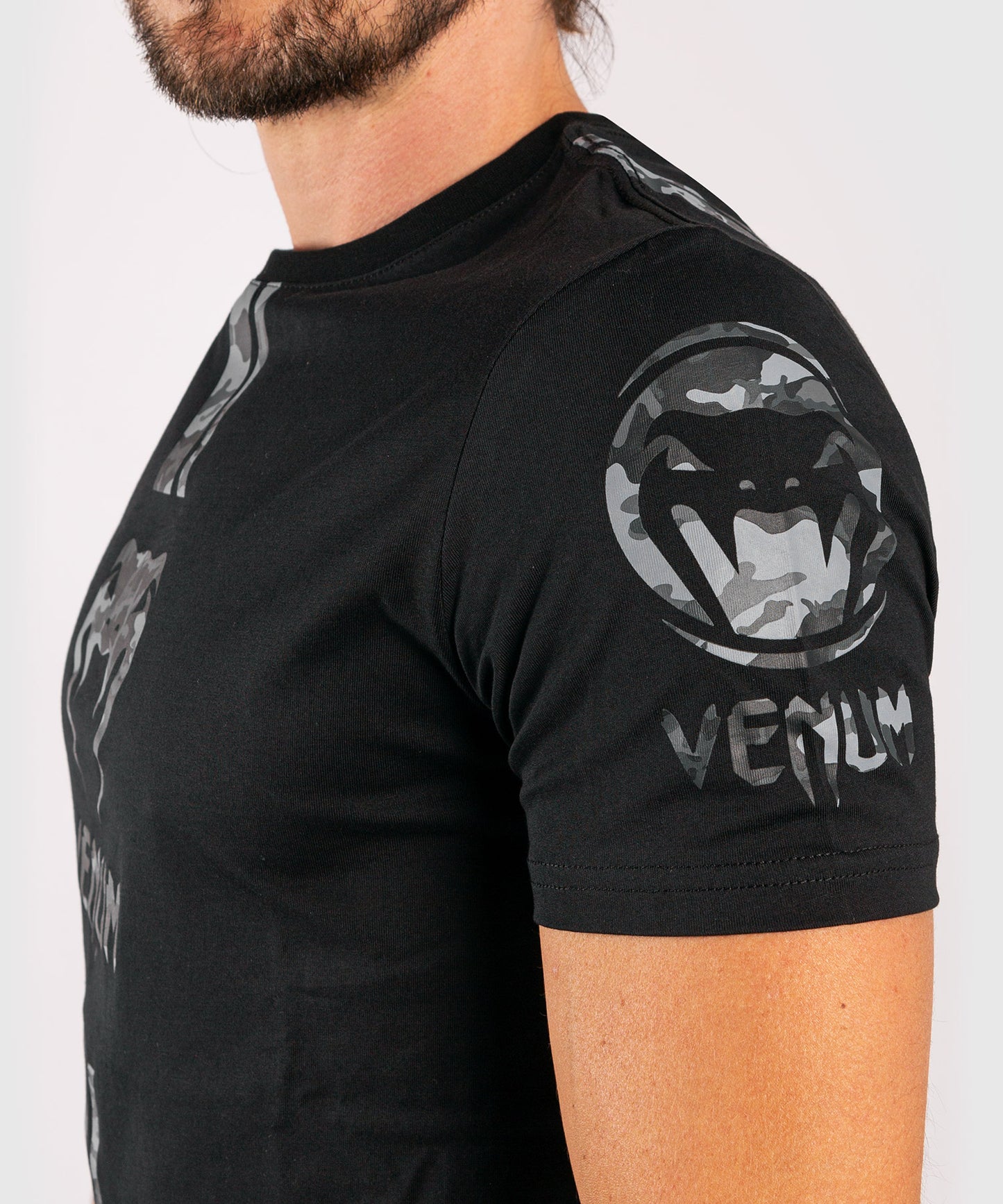 Venum Logos T-shirt - Zwart/Urban Camouflage