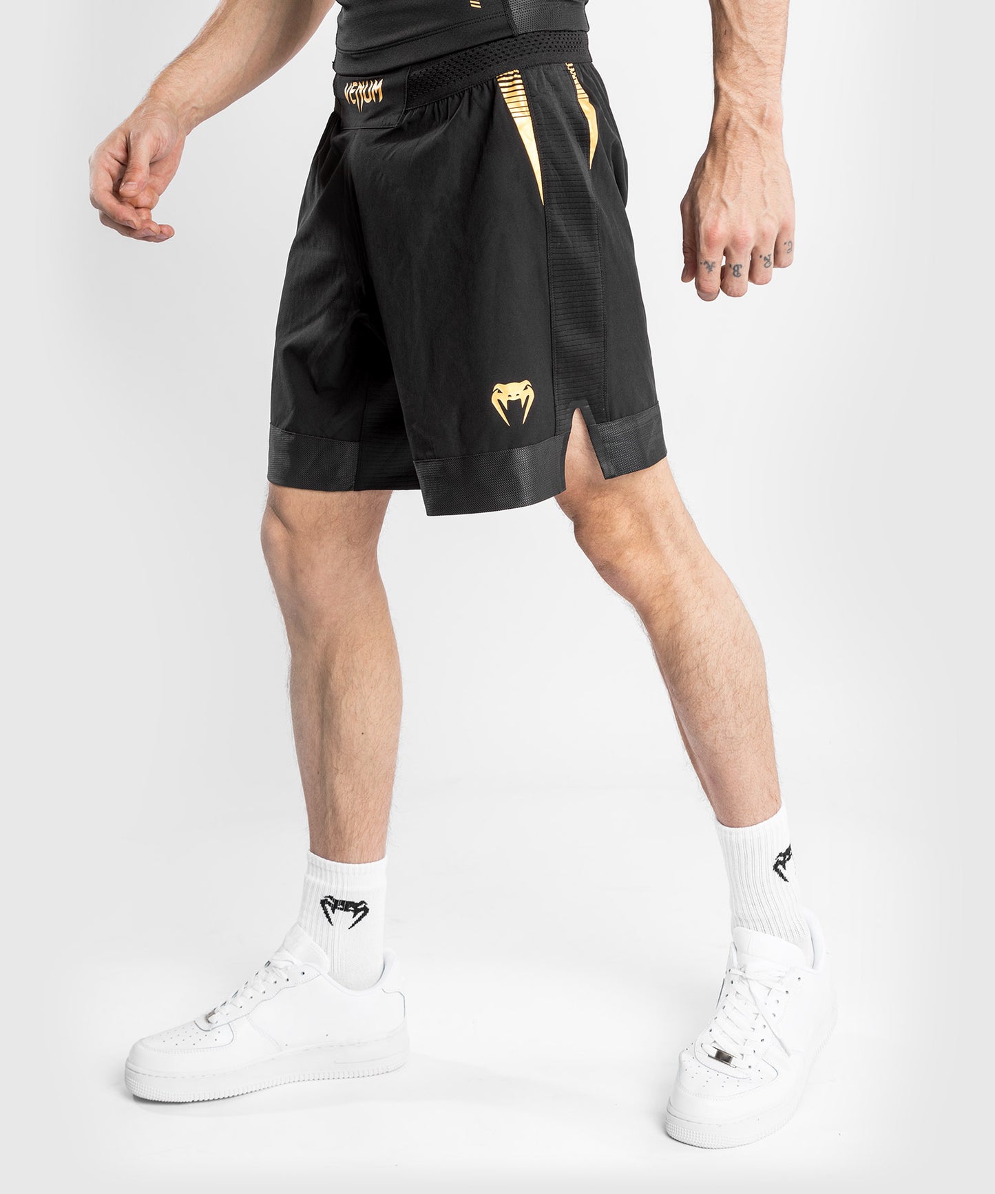 Venum Tempest 2.0 Fightshorts - Zwart/Goud